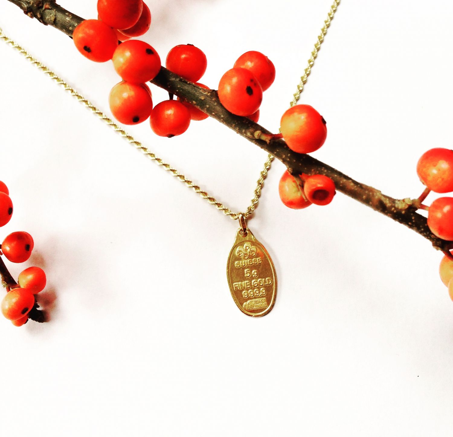 Koordketting met gouden 5 gram hanger  - Goudcentrum.nl 